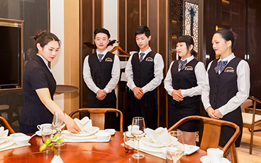 郑州新东方烹饪学校酒店管理培训 锻造餐饮酒店业精英的摇篮